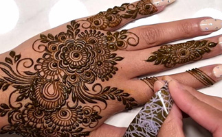 HENNA DESIGN